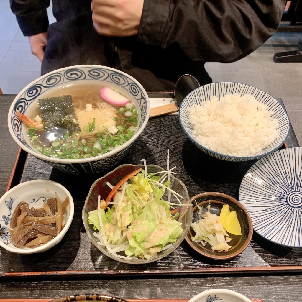 大森屋 仲見世支店の日替わり定食