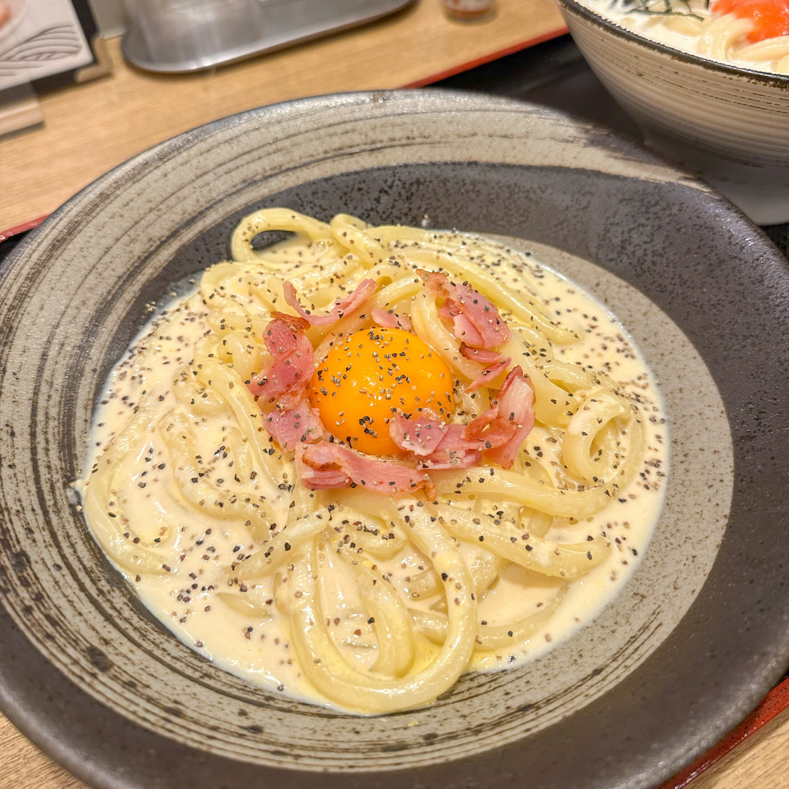 讃岐うどん寿 栄本店のカルボナーラうどん