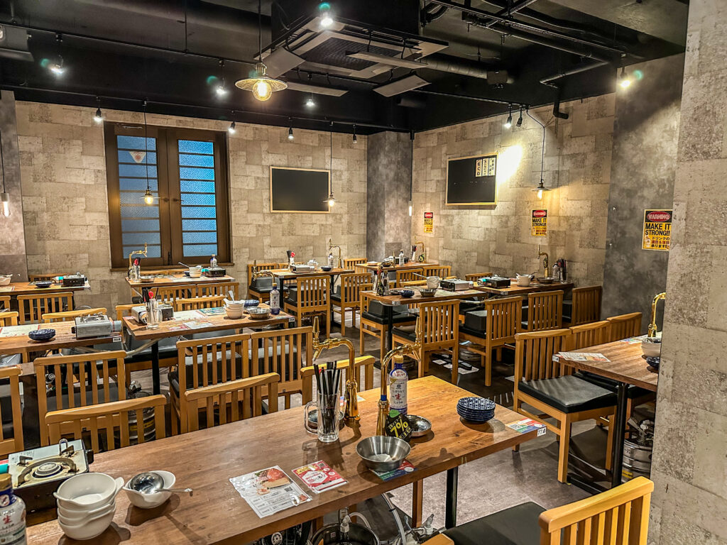 おすすめ屋premium名古屋駅店の店内