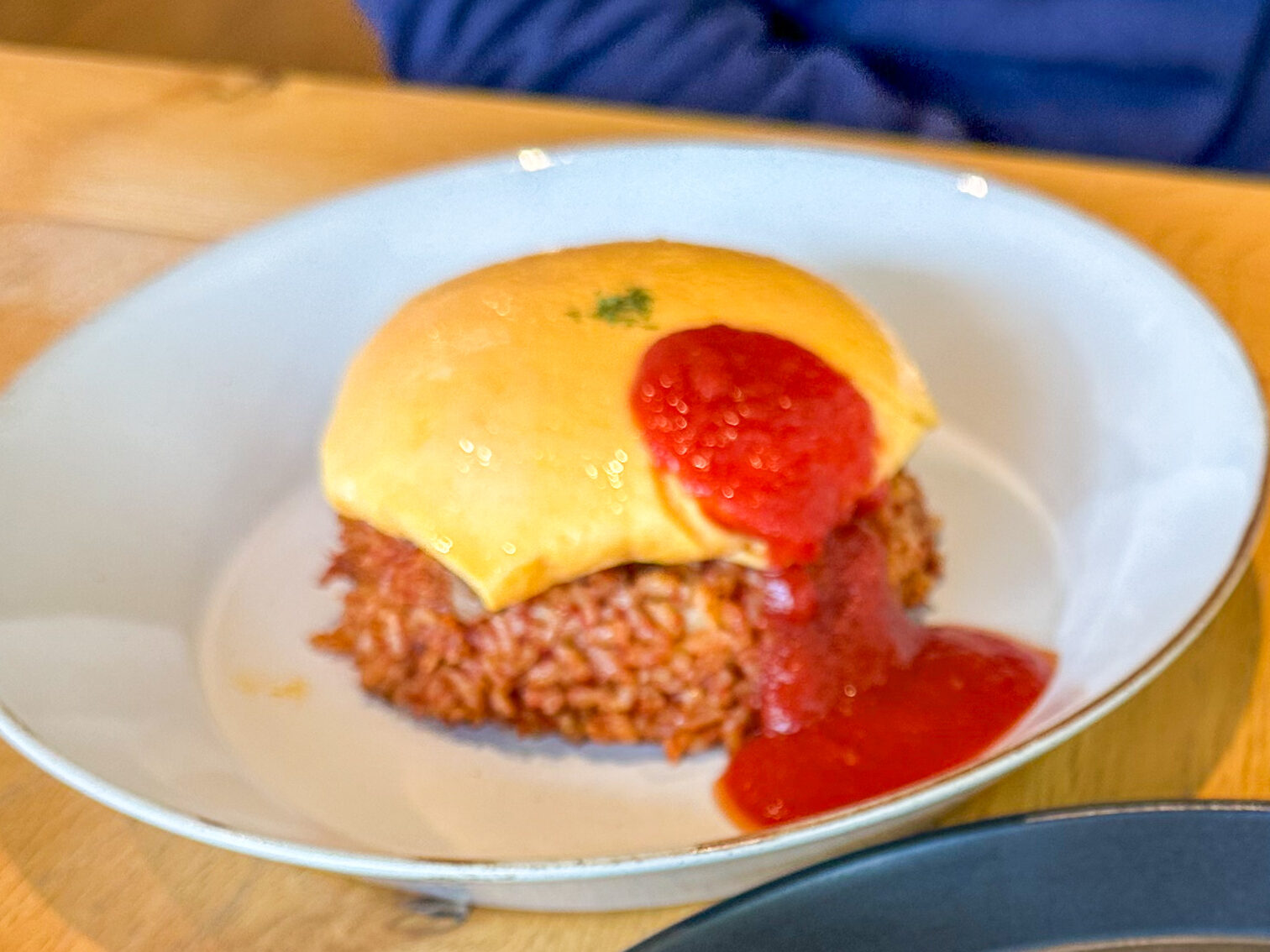 たまご農家のキッチンレシピヲのうわふわたまごのオムライス